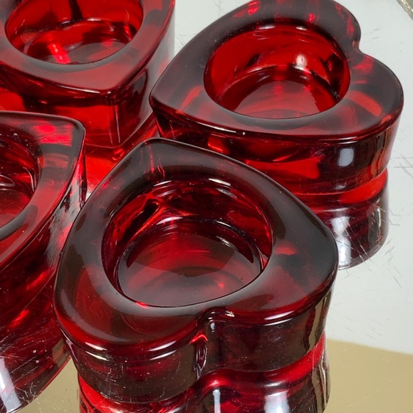 *. Heart Tea Light Candle Holder Glass Ruby Red - Picture 3 of 6